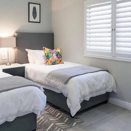 Waterfront Getaway, 2 Bedroom Seaside Bliss Umdloti Exterior foto